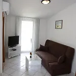 Lepur Apartment *