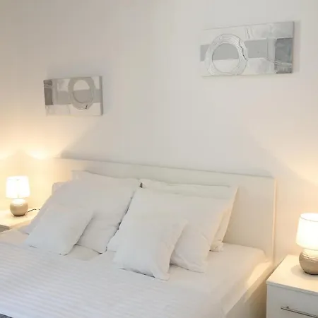 Lepur Apartment *