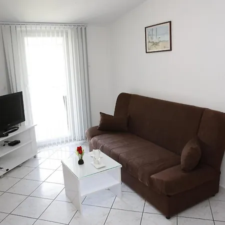 Lepur Apartment