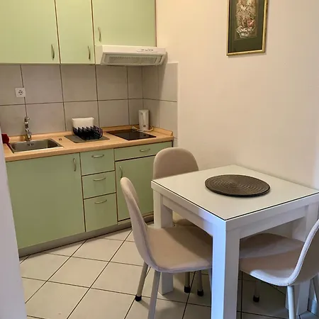 Lepur Apartment
