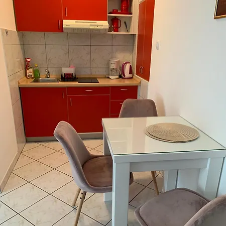 Lepur Apartment *